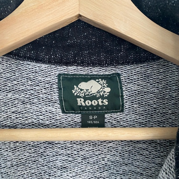 ROOTS sweater - Picture 6 of 7